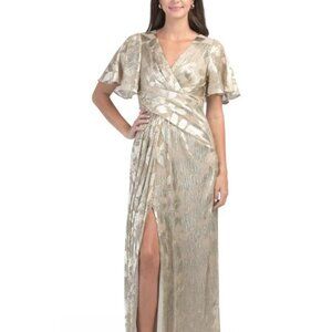 Adrianna Papell Short Sleeve Metallic Gown